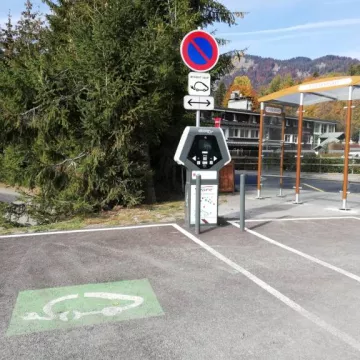 Borne de rechargement de véhicules éléctriques - MEURET