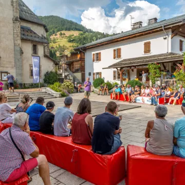 POT D ACCUEIL DE PRAZ SUR ARLY ETE