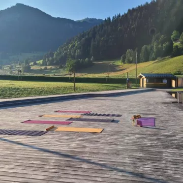 Yoga matinal_Praz-sur-Arly