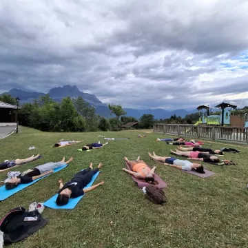 Yoga en plein air_Cordon