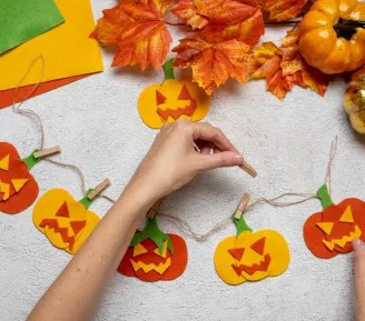 Atelier créatif - Création d'une guirlande d'halloween_Praz-sur-Arly