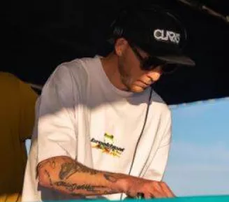 DJ Clarks - Soirée Saisonnier Local Bar_Praz-sur-Arly