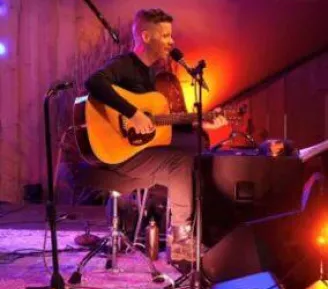 Trevor King - Local Bar_Praz-sur-Arly